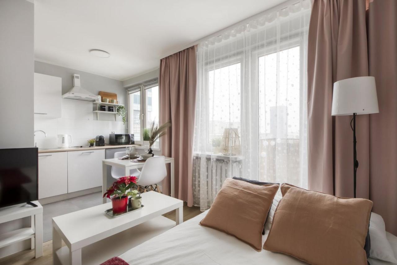 Apartments Centre By Arrenda Βαρσοβία Εξωτερικό φωτογραφία