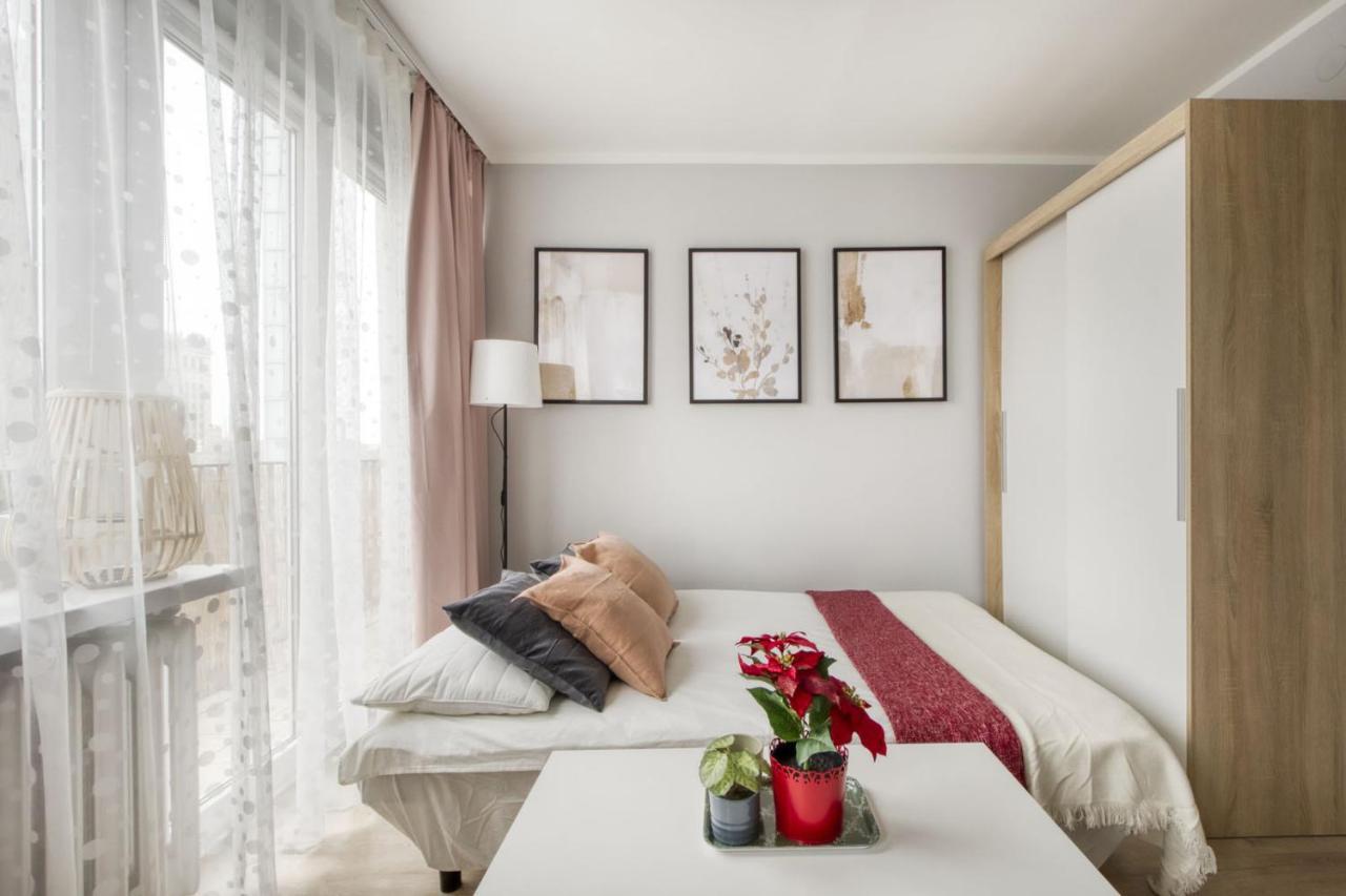 Apartments Centre By Arrenda Βαρσοβία Εξωτερικό φωτογραφία