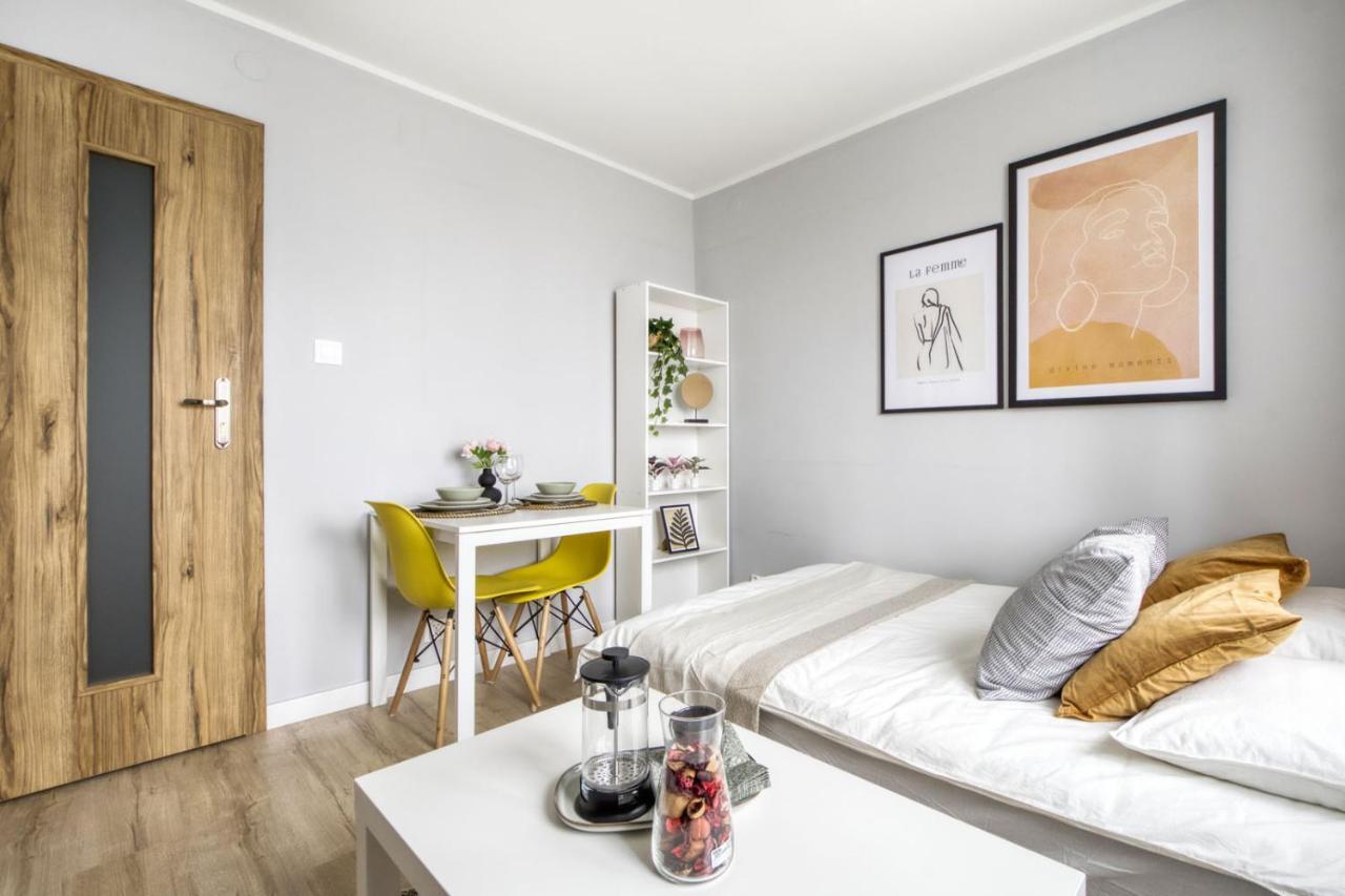 Apartments Centre By Arrenda Βαρσοβία Εξωτερικό φωτογραφία